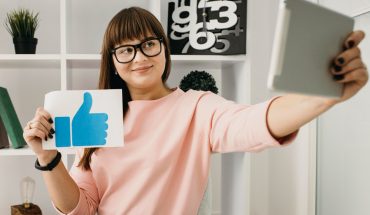 Descrieri Facebook: Idei originale pentru profilul tău