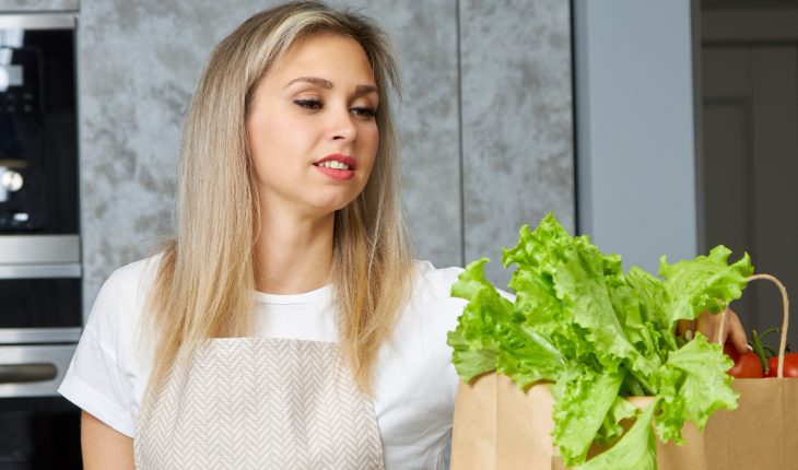 Cum să îți crești consumul de legume fără să îți schimbi drastic dieta
