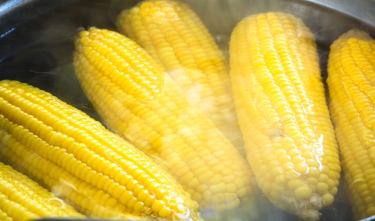 Apa de la porumb fiert: beneficii digestive și nutritive