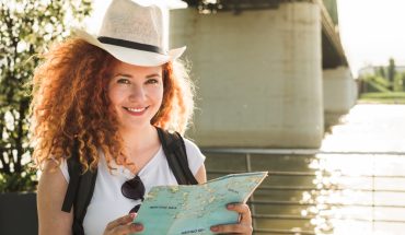Ce să verifici înainte să rezervi o cazare într-o destinație nouă