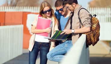 Vacanțe pentru cei care vor să descopere orașe universitare, atmosferă tânără și cultură locală