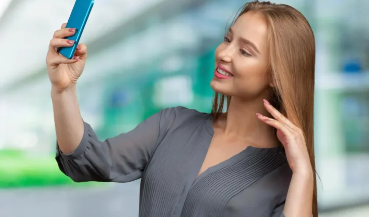 Telefon scump sau model mid-range? Ce contează cu adevărat în utilizarea zilnică Telefon scump sau model mid-range? Ce contează cu adevărat în utilizarea zilnică